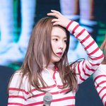 어디서든 여신<b>포스</b> 뿜는 女돌