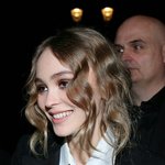 <b>조니</b>뎁 딸 근황