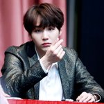 [방탄소년단] 오케 우린 머리부터<b>발끝</b>까지 전부다 쩌쩌러