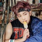 [방탄소년단] 남준이 팔뚝 졸귘ㅋㅋㅋㅋ