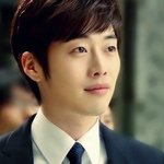 미소<b>천사</b> 훈남 김재원