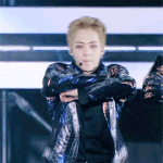 [시우민] 시우민 섹<b>쉬</b>한 골반 돌리기ㅠㅠㅠ