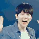 [EXO] 나 오늘 흑발했는데 크레파스로 칠한 검정색같음ㅅㅂ