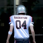 [EXO] 와 배켠 팔뚝 ㄹㅇ <b>여리여리</b>하다;;;