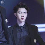 [EXO] 이 날 경수 안 본년들 대가리 <b>박아</b>
