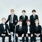 [방탄소년단] 맞아 오늘 자정에 백퍼  먼가 뜬다