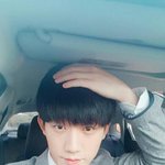 [드루와] 태일이 정상적인 셀카 올려<b>본다</b>