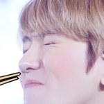 [백현] 백현이 <b>모찌</b>봇이 있더라 ㅋㅋ