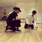 [EXO] 심심해서 애들 인별 <b>파도</b>타기하는데