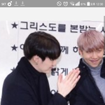 [방탄소년단] 그<b>와중</b>에 민윤기 손큰거 봐 개설렌다..
