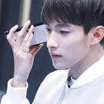 <b>아련</b>한 첫사랑 느낌 돋는 男돌