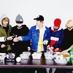 [방탄소년단] 오늘 뷔앱에서 이거 나만 봤니 <b>설레</b>주거..ㅜㅜㅜ