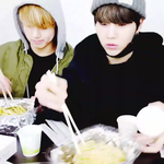 [방탄소년단] V앱 23분 44초 윤기 너무 설렌다ㅠㅠ