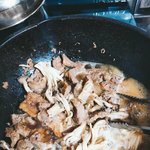 나 지금 갈비먹는당