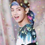 [방탄소년단] 태태  혀 색깔ㅜ