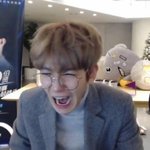 [EXO] ㅅㅂ 조카 자괴감 들고 괴러워...