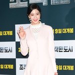 흑발하니까 훨씬 낫네+스타일