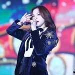 <b>광채</b>가 나는 女아이돌 비주얼