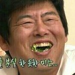 자기도급식이며서급<b>식충</b>거리는건뭔심보야?