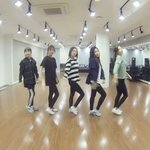 [댓글부탁해] <b>스</b><b>엠</b> 연습실 볼 <b>때</b> 마다 생각하는데