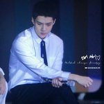 [EXO] 영국왕댜<b>님</b> 같음