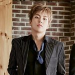 [EXO] 민석이 <b>이옷</b>ㄹㅇ 개좋아하는듯ㅋㅋㅋㅋㅋ