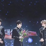 [EXO] 닥치고 ㅈㄴ 잘생긴 <b>제복</b> 엑소나 봐라