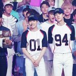 [EXO] 싸1이버거 다처먹고 애들사진보니까