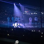 [EXO] 둥일수도있는데 어제 헝콩 엑소디음 이벤트 한거