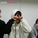 [세븐틴] 찬이 후드티 예쁘지않아??