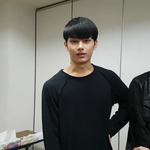 [세븐틴] <b>준휘</b> 옷 거꾸로 입은거 아니야?