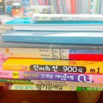 조금이지만 <b>책들</b> 데려가실분..