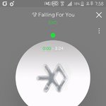 [EXO] 이거 종인이 <b>위에</b> 업혀있는 사람 누구냐;;;