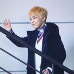 [EXO] 민석이 <b>볼살</b> 올랐는데