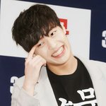 [강하늘] 왜 <b>하늘님</b> 팬톡이 이게 끝인거져..ㅠ?