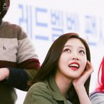 너넨 이둘 얼굴로 산다면 누구얼굴로살꺼임?