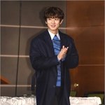 [EXO] "마지막생존자 <b>이열</b>  기자회견 참석 …