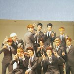 [EXO] 와 방<b>청소</b> 하다가 단체포카 찾음 ㅅㅂㅅㅂㅅㅂ