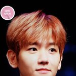 [EXO] 백현이 왤케 <b>아련</b><b>아련</b>하지?