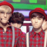 [EXO] 아ㅁㅊ<b>흐뭇</b>하게 보다가 식겁함