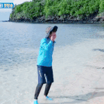 [방탄소년단] 진짜 애들한테 넘나 치이는것.....