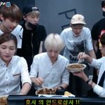 [세븐틴] 승철이 저 <b>마스크</b> 뭘까
