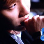 [백현] 백현이 화장품 <b>씨</b>엪 <b>한</b> 컷