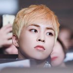 [시우민] (시우민)<b>얼굴</b>이 잘한다는것의 <b>대표</b>적인 예