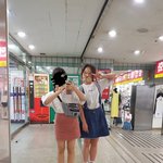 우리 둘중에 누가 더 옷 잘 <b>입음</b>??