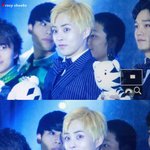 [EXO] <b>이새</b>럼민석이보는눈빛ㅋㅋㅋ