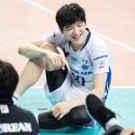 [댓글부탁해] 나랑 배구보러 갈 사람??