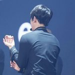 [EXO] 백현이 레전드 등<b>판중</b> 하나네