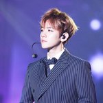 [백현] 백현이  스트라잎수트 리본
