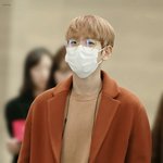 [백현] <b>공항</b> 안경백현 고화질